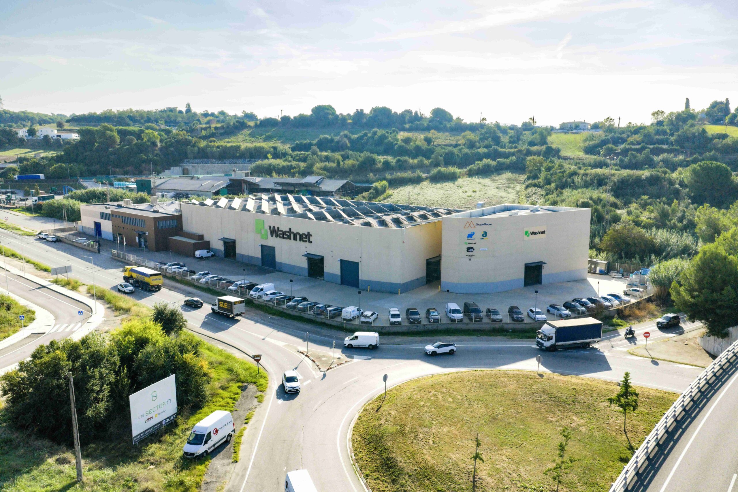 Nave de Washnet en Les Franqueses 